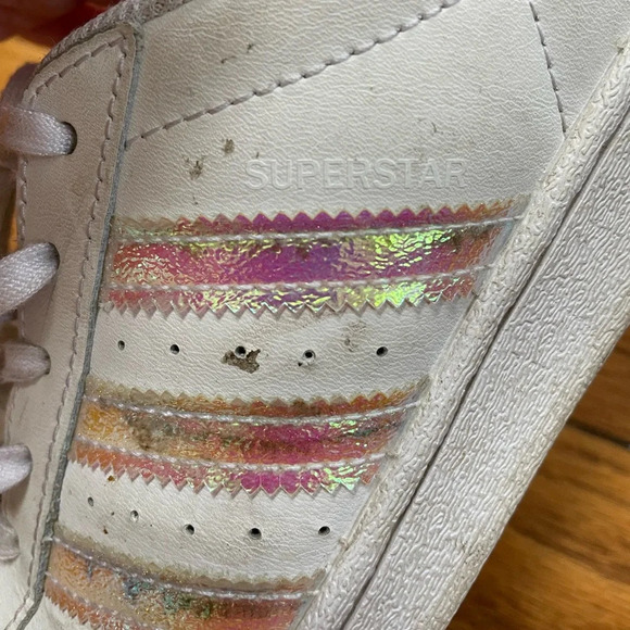 Adidas Superstar shoes with a touch of shine, size Y3 (adult 35) - Picture 8 of 9